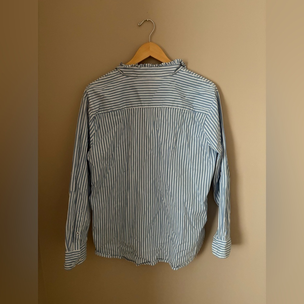 Crown & Ivy Women’s Medium Light Blue Striped Dress Shirt with ruffle detail - Picture 7 of 8